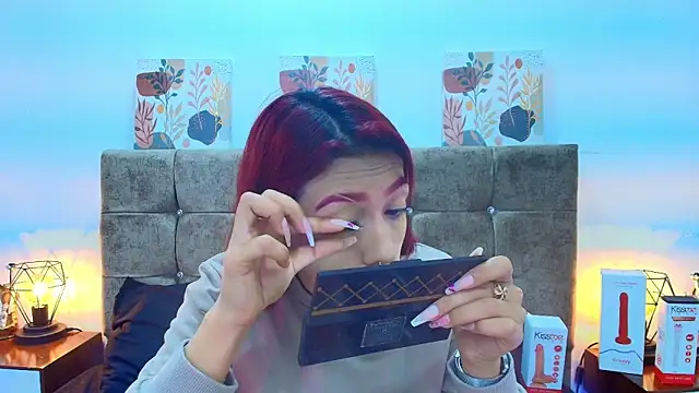 Dulce Bella  online show from 10/01/25, 07:31