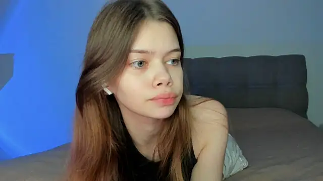 Milimeowww online show from 12/01/25, 05:51