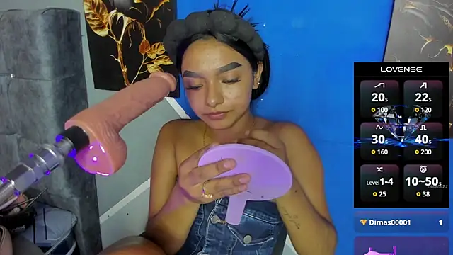 lau-hot online show from 03/10/26, 07:41