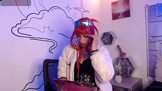 Snapshot of Trinity_Knox chatting on 10/25/25, 04:24 Trinity Knox online show from 10/25/25, 04:24