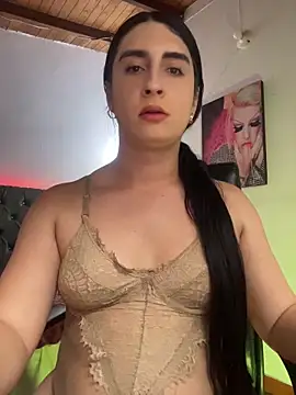 lola diez online show from 06/21/26, 10:23