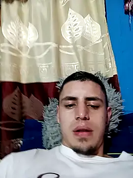 Snapshot of 1C2AM22 chatting on 10/01/25, 04:29 1C2AM22 online show from 10/01/25, 04:29