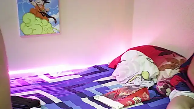 Snapshot of KamilaAndJavier chatting on 03/03/26, 10:59 KamilaAndJavier online show from 03/03/26, 10:59