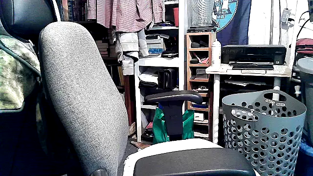 georgew62 online show from 11/23/25, 02:22