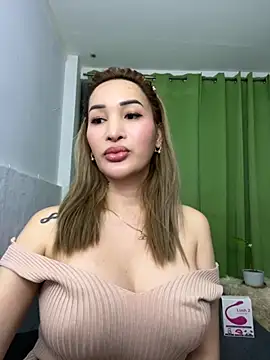 Snapshot of toni_0601 chatting on 10/02/25, 05:25 toni 0601 online show from 10/02/25, 05:25