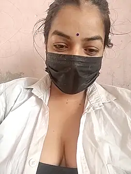 Snapshot of the_saavi chatting on 12/21/25, 03:57 the saavi online show from 12/21/25, 03:57