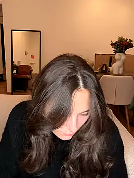 SophiiaStarr online show from 11/04/25, 07:13