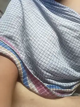 Snapshot of riyaroy134_ chatting on 09/19/25, 08:38 riyaroy134 online show from 09/19/25, 08:38