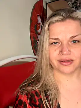Nayvessa online show from 11/14/25, 07:56