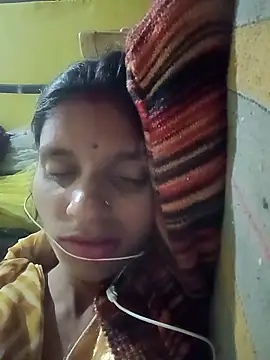 Snapshot of Punam_jindal chatting on 12/19/25, 03:19 Punam jindal online show from 12/19/25, 03:19