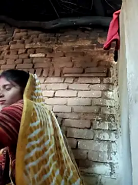 Snapshot of Punam_jindal chatting on 12/20/25, 03:24 Punam jindal online show from 12/20/25, 03:24