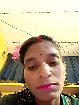 Snapshot of Punam_jindal chatting on 01/06/26, 10:41 Punam jindal online show from 01/06/26, 10:41
