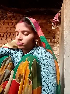 Snapshot of Punam_jindal chatting on 01/14/26, 05:02 Punam jindal online show from 01/14/26, 05:02