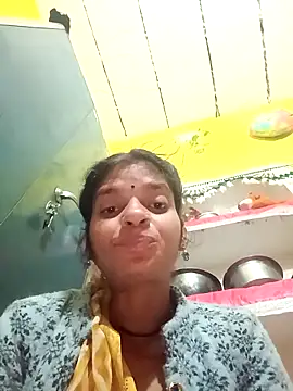 Snapshot of Punam_jindal chatting on 02/01/26, 12:09 Punam jindal online show from 02/01/26, 12:09