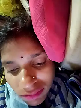 Snapshot of Punam_jindal chatting on 02/02/26, 01:04 Punam jindal online show from 02/02/26, 01:04