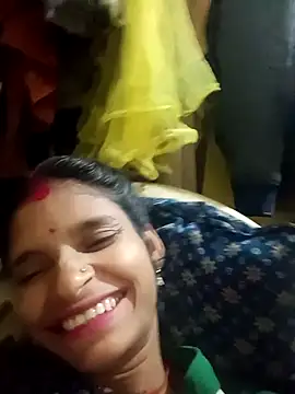 Snapshot of Punam_jindal chatting on 02/02/26, 01:32 Punam jindal online show from 02/02/26, 01:32