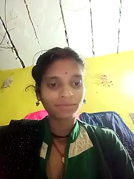 Snapshot of Punam_jindal chatting on 02/05/26, 12:48 Punam jindal online show from 02/05/26, 12:48