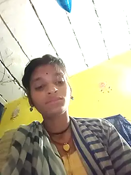 Snapshot of Punam_jindal chatting on 02/10/26, 11:31 Punam jindal online show from 02/10/26, 11:31