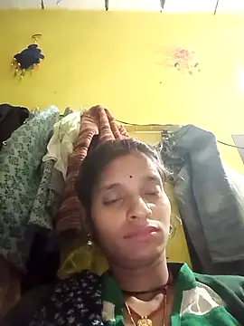 Snapshot of Punam_jindal chatting on 02/18/26, 01:01 Punam jindal online show from 02/18/26, 01:01