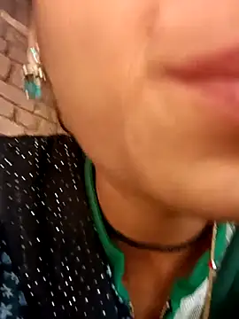 Snapshot of Punam_jindal chatting on 03/01/26, 03:30 Punam jindal online show from 03/01/26, 03:30