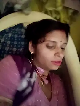 Snapshot of Punam_jindal chatting on 06/20/26, 03:42 Punam jindal online show from 06/20/26, 03:42