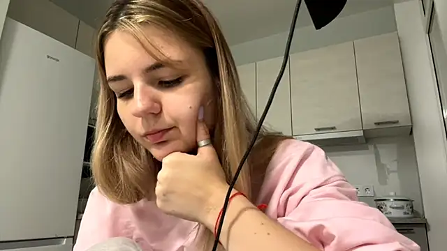 Denni Spilber online show from 10/07/25, 05:21