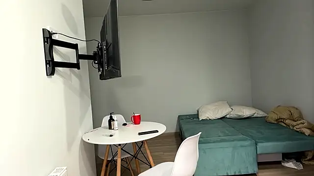 Denni Spilber online show from 03/05/26, 05:09