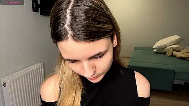 Denni Spilber online show from 03/18/26, 05:38