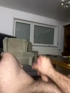 flamur albania online show from 11/18/25, 08:46