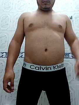 Alexboy022025 online show from 05/13/26, 06:44