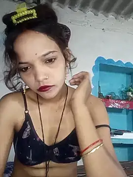 Snapshot of Bebby_Doll chatting on 09/10/25, 03:50 Bebby Doll online show from 09/10/25, 03:50