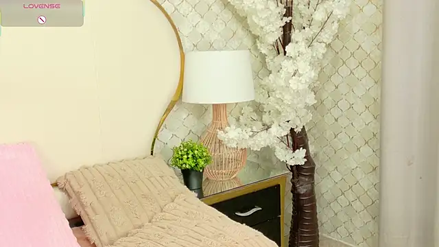 MadissonBonny  online show from 10/22/25, 09:20