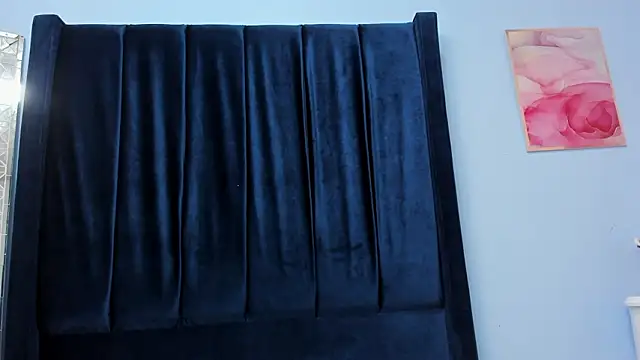 Snapshot of MarianRosse chatting on 01/31/26, 07:11 MarianRosse online show from 01/31/26, 07:11