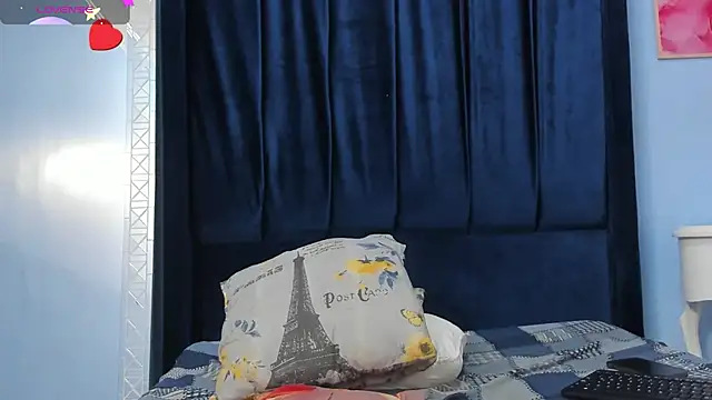 Snapshot of MarianRosse chatting on 03/04/26, 05:24 MarianRosse online show from 03/04/26, 05:24