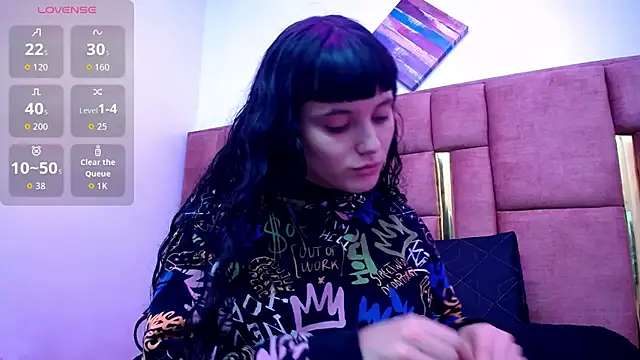 XBODTRIIPX online show from 11/11/25, 04:23