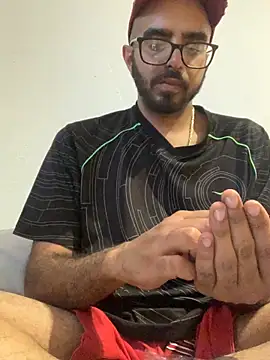 Snapshot of dicktime90 chatting on 11/24/25, 04:29 dicktime90 online show from 11/24/25, 04:29