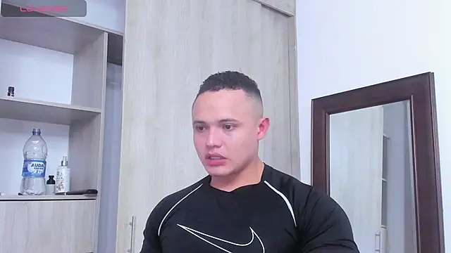 KingLevi01 online show from 11/11/25, 09:15