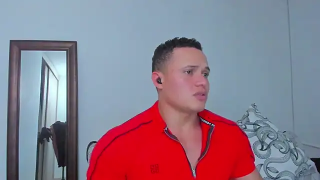 KingLevi01 online show from 04/26/26, 12:41