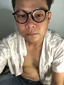 Snapshot of datnguyenvn chatting on 02/09/26, 08:18 datnguyenvn online show from 02/09/26, 08:18