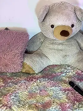 Charlottediolet online show from 03/03/26, 12:44