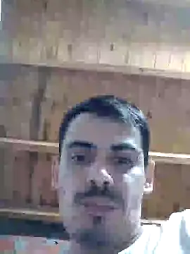 Snapshot of luiscasco387 chatting on 10/28/25, 10:34 luiscasco387 online show from 10/28/25, 10:34
