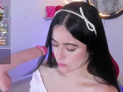 Snapshot of lana_grenville chatting on 09/23/25, 01:58 lana grenville online show from 09/23/25, 01:58