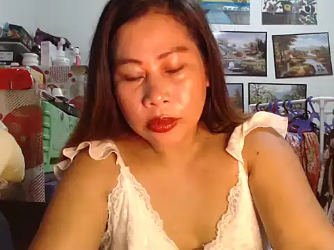 filipina beauty online show from 10/21/25, 07:03