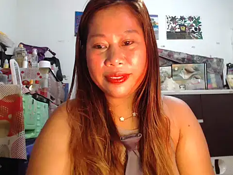 Snapshot of filipina_beauty chatting on 04/16/26, 06:41 filipina beauty online show from 04/16/26, 06:41
