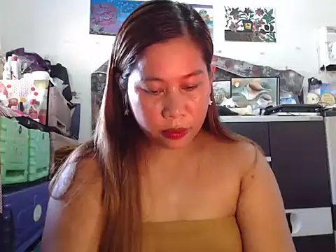 Snapshot of filipina_beauty chatting on 05/09/26, 12:27 filipina beauty online show from 05/09/26, 12:27