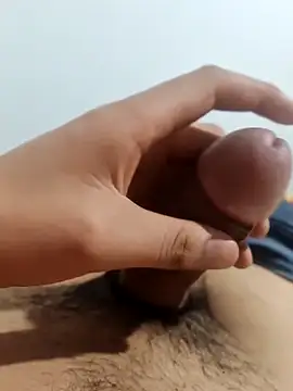 Snapshot of Joel-shine chatting on 03/01/26, 02:02 Joel-shine online show from 03/01/26, 02:02