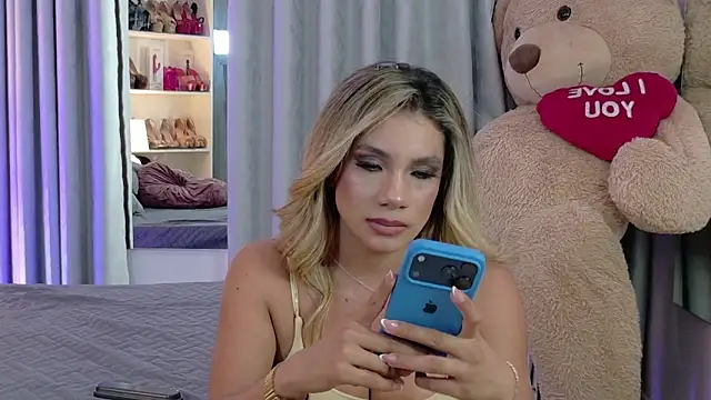 Snapshot of NicoleArmani chatting on 05/08/26, 08:03 NicoleArmani online show from 05/08/26, 08:03