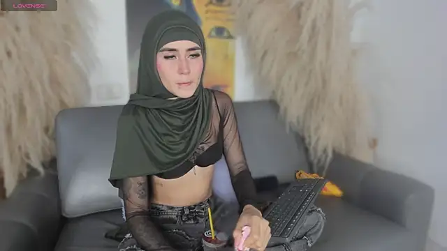 seraphine arabic online show from 04/13/26, 01:27