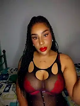 Queen Amara online show from 05/05/26, 03:36