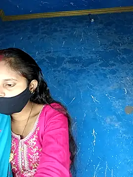 Komal-Rajput online show from 11/19/25, 06:02